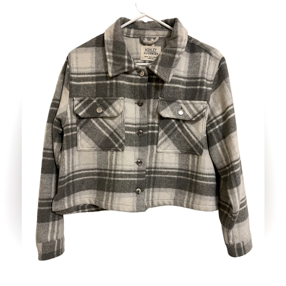 Ashley by 26 international cropped plaid jacket NWOT